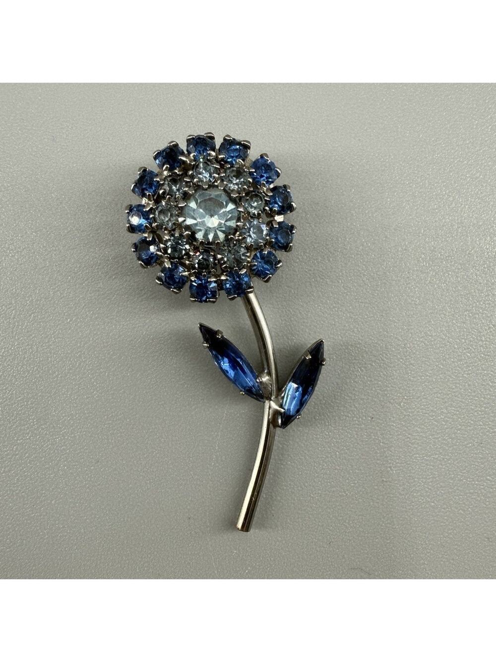 Vintage Unsigned Mixed Blue Rhinestone Flower Brooch Prong Silver Tone